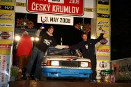 Rallye Český Krumlov: Slavnostní vyhlášení výsledků - domácí posádka Stráský / Kacerovský